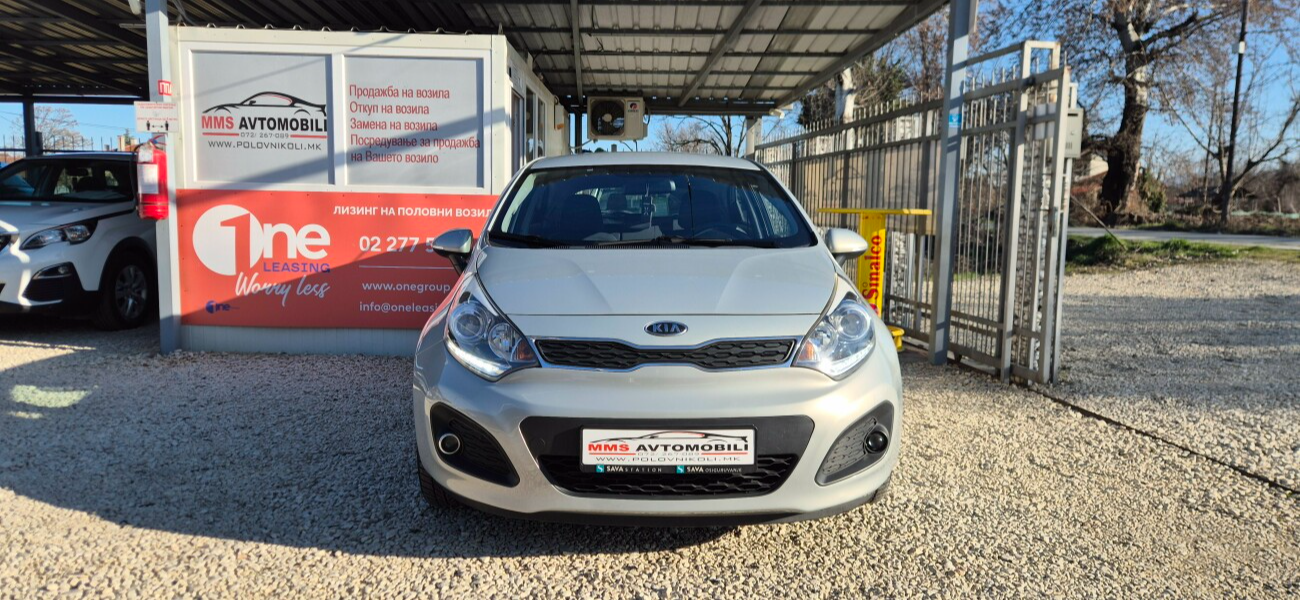 Kia Rio   - 2012