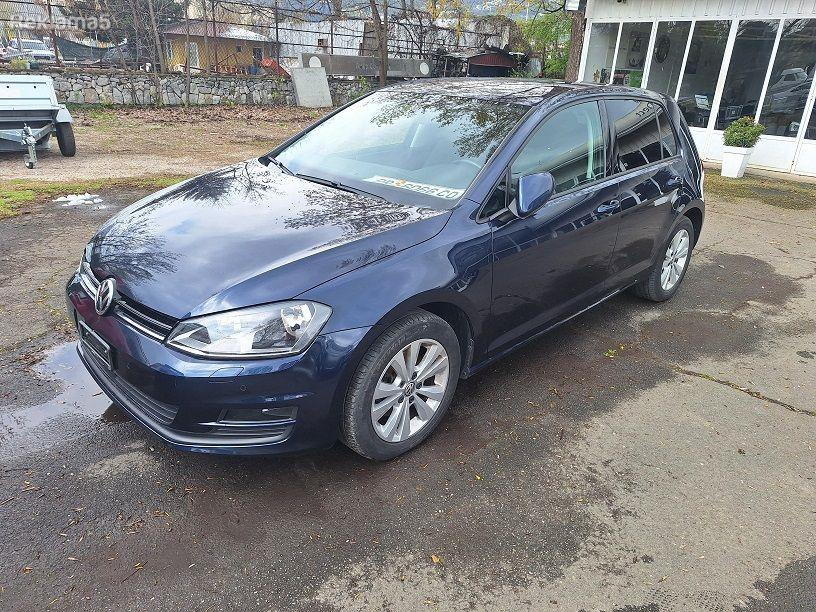Volkswagen Golf   - 2012