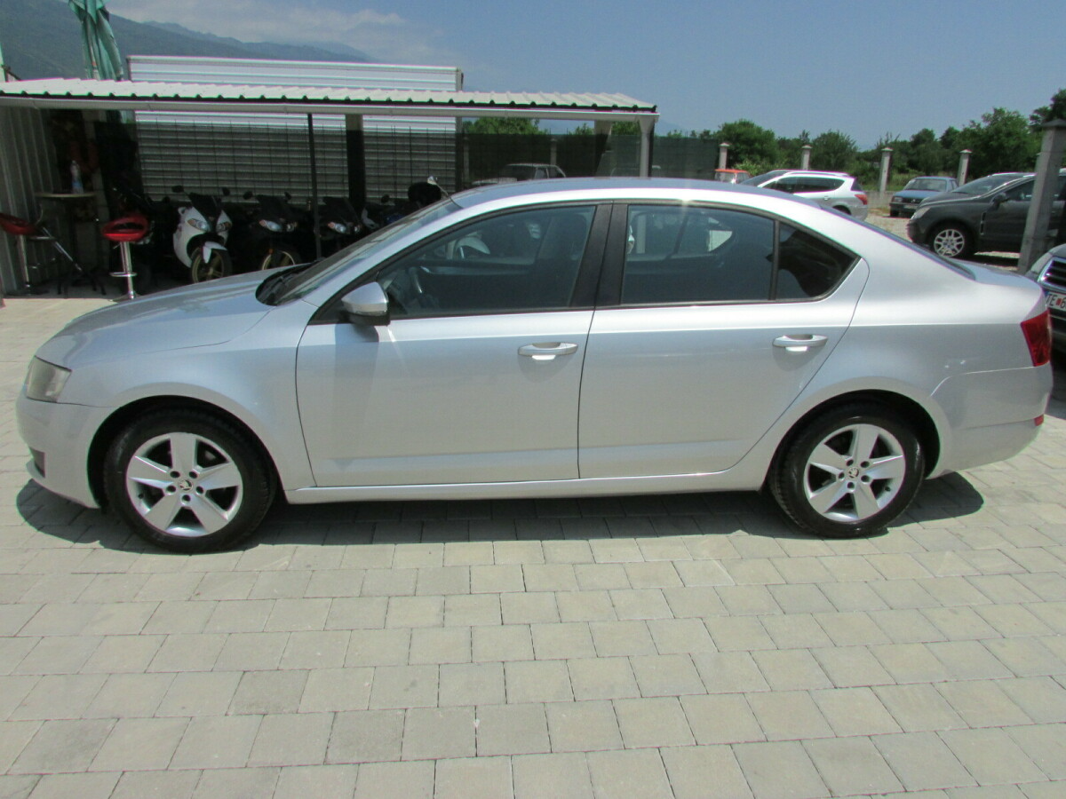 Skoda Octavia   - 2015