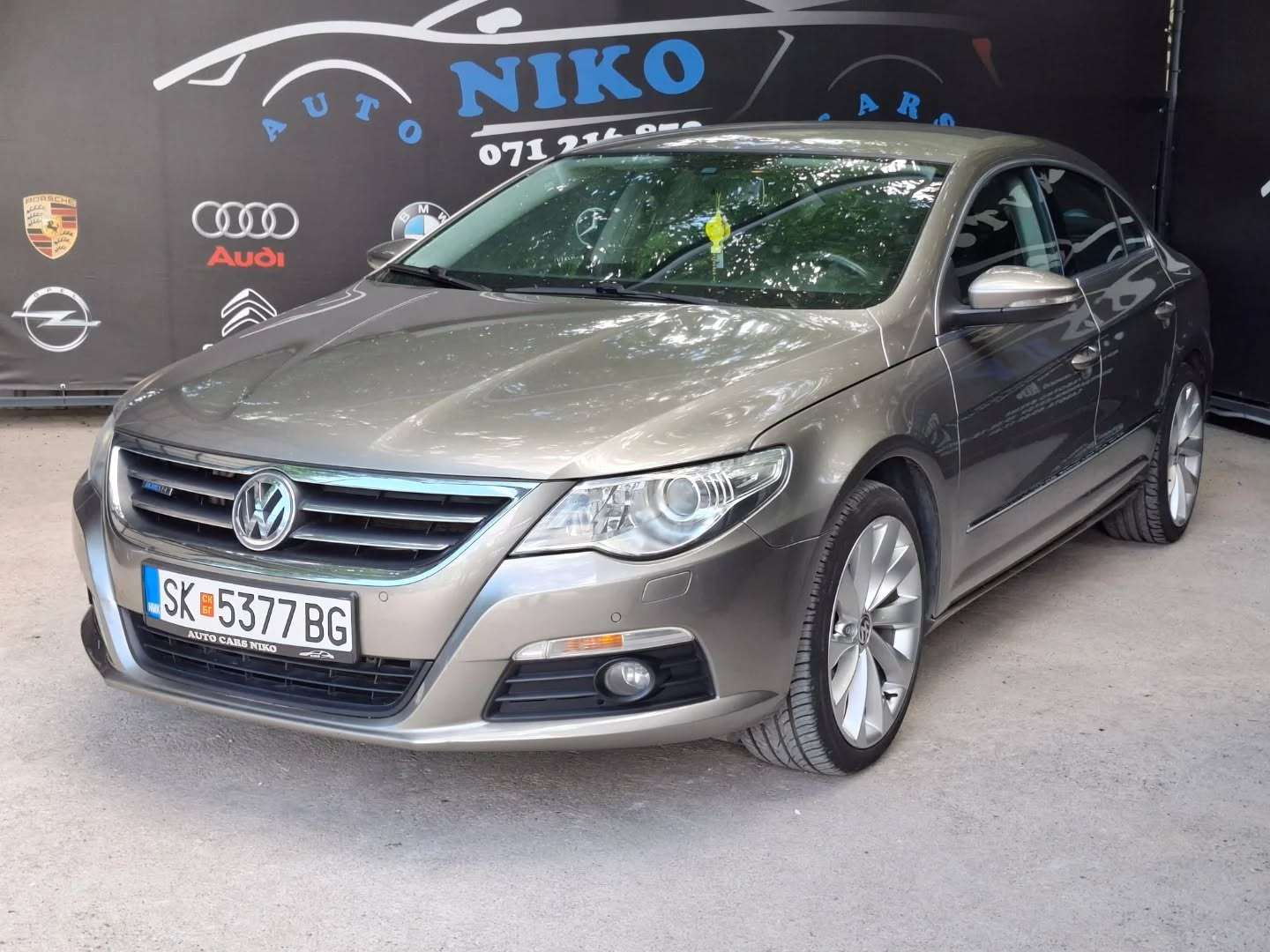 Volkswagen Passat CC   - 2010