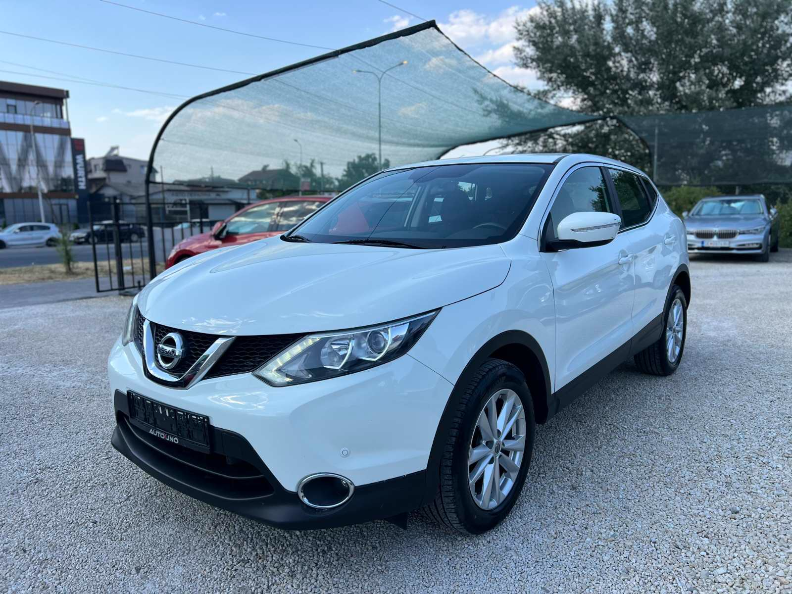 Nissan Qashqai   - 2016