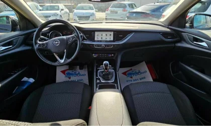 Opel Insignia  - 2018
