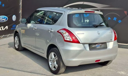 Suzuki Swift  - 2011