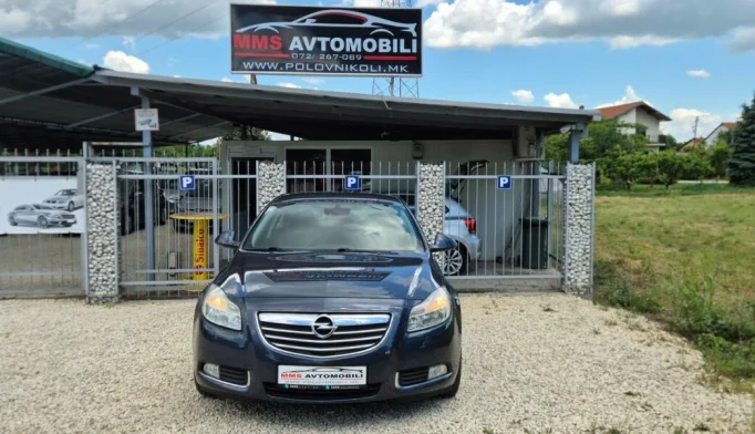 Opel Insignia   - 2008
