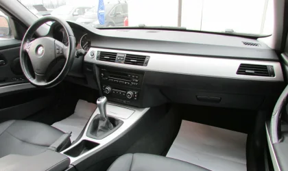 BMW 3 Series  - 2009