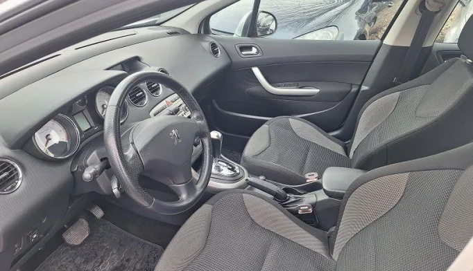 Peugeot 308  - 2008