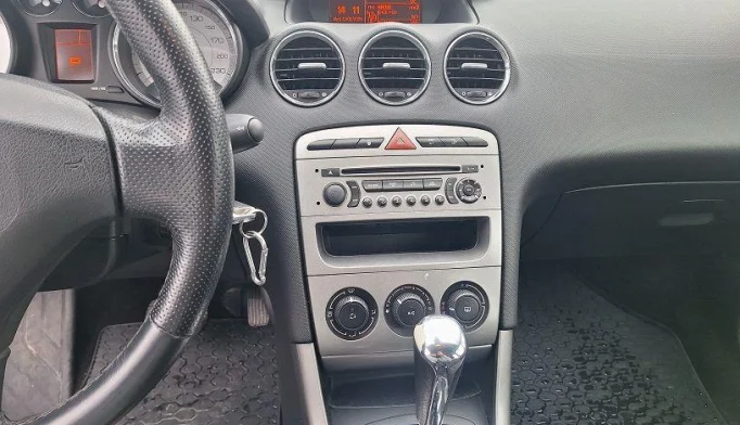 Peugeot 308  - 2008