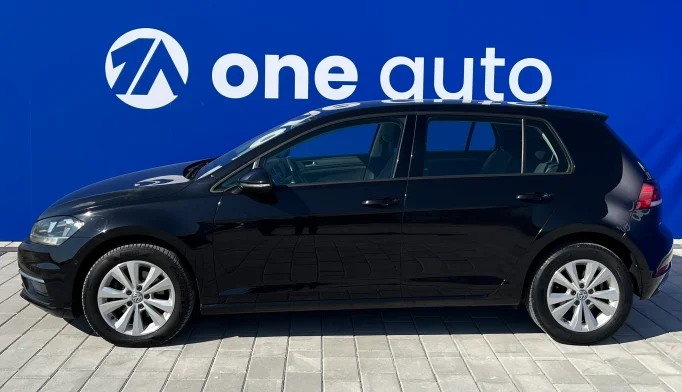 Volkswagen Golf  - 2018
