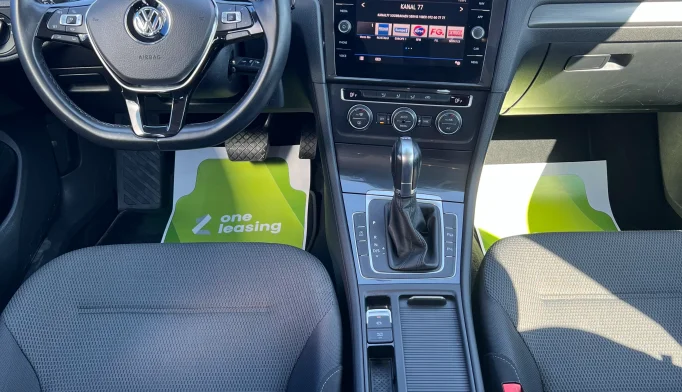 Volkswagen Golf  - 2018