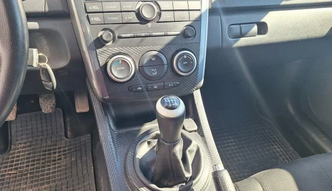 Mazda CX-7  - 2010