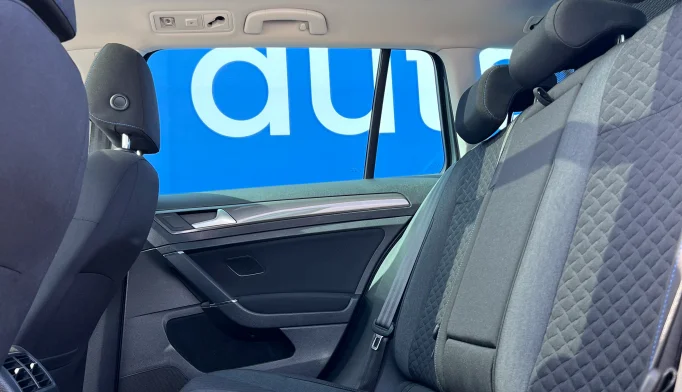 Volkswagen Golf R  - 2019