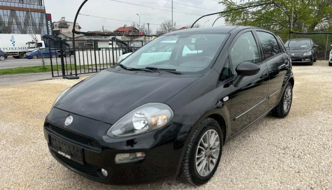 Fiat Punto   - 2012