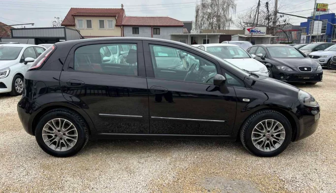 Fiat Punto  - 2012