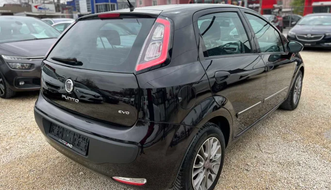 Fiat Punto  - 2012