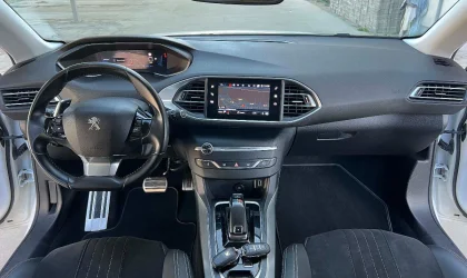 Peugeot 308  - 2021