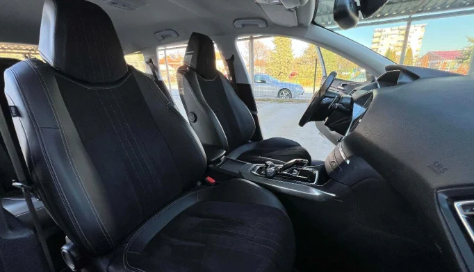 Peugeot 308  - 2021