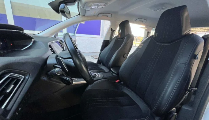 Peugeot 308  - 2021
