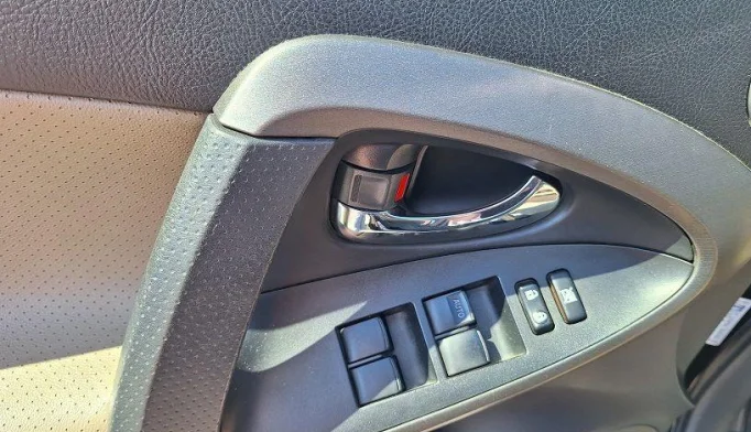 Toyota RAV4  - 2011