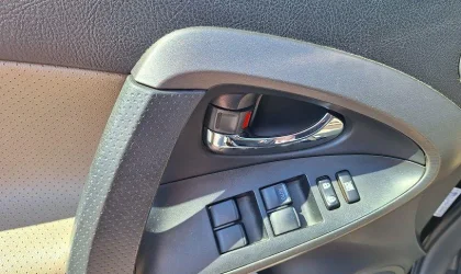 Toyota RAV4  - 2011