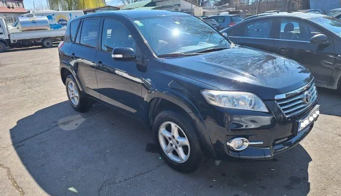 Toyota RAV4  - 2011