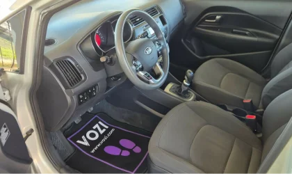 Kia Rio  - 2012