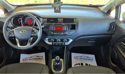 Kia Rio  - 2012