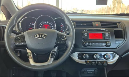 Kia Rio  - 2012