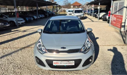 Kia Rio  - 2012