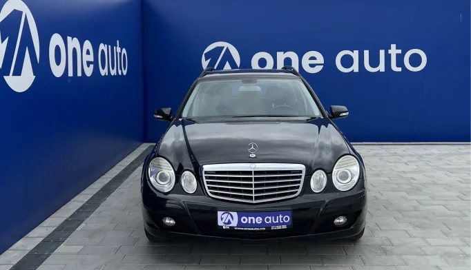 Mercedes-Benz E200  - 2008