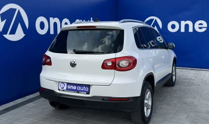 Volkswagen Tiguan  - 2008