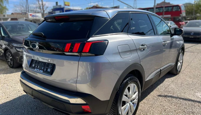 Peugeot 3008  - 2018
