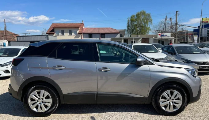 Peugeot 3008  - 2018