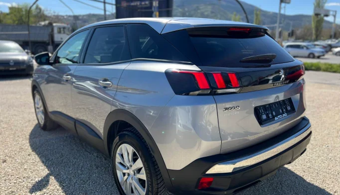 Peugeot 3008  - 2018