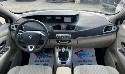 Renault Scenic  - 2011