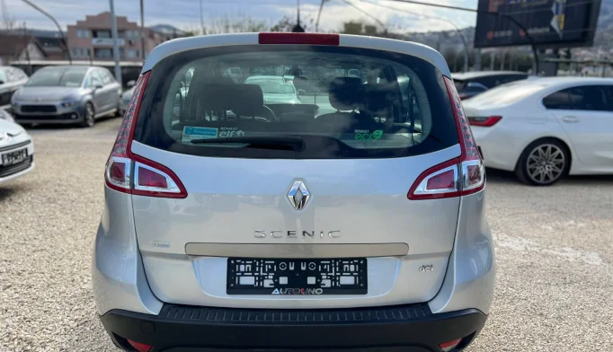 Renault Scenic  - 2011
