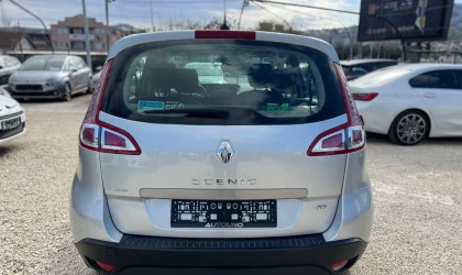 Renault Scenic  - 2011