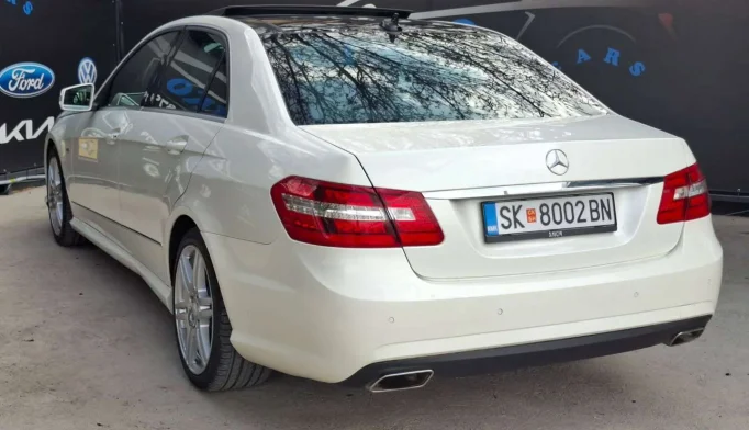 Mercedes-Benz E-Class  - 2011