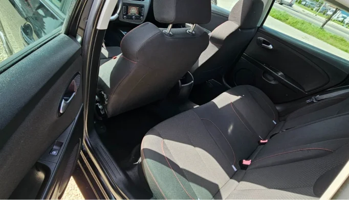 SEAT Leon  - 2012