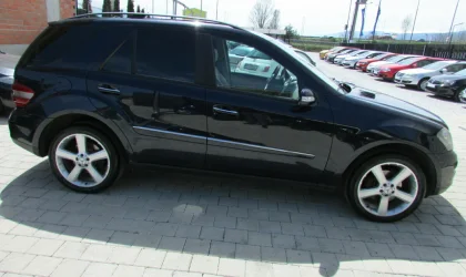 Mercedes-Benz M-Class  - 2005