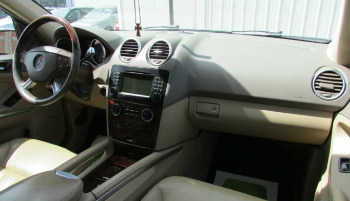 Mercedes-Benz M-Class  - 2005