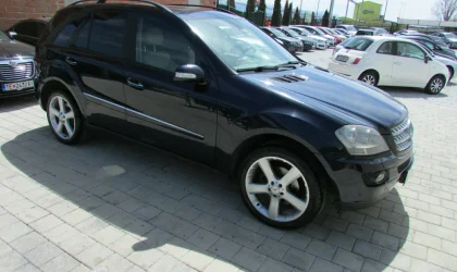 Mercedes-Benz M-Class  - 2005
