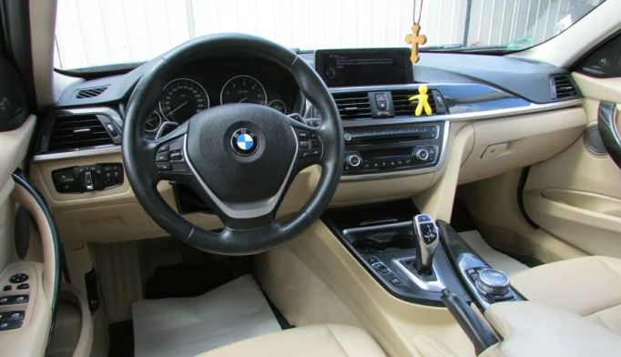 BMW 3 Series  - 2014