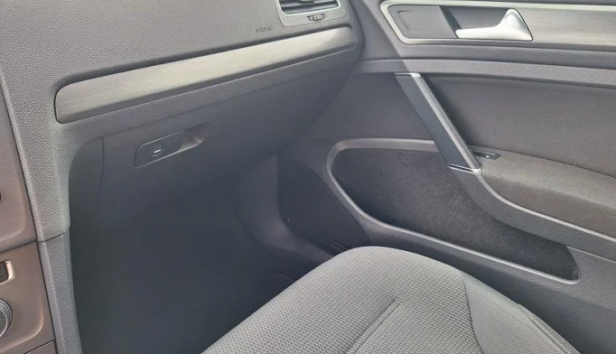 Volkswagen Golf  - 2012