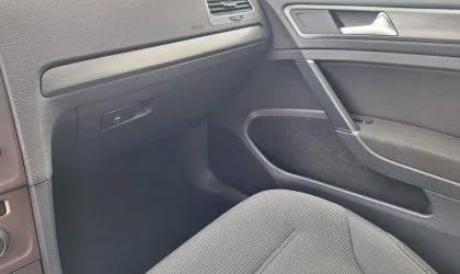 Volkswagen Golf  - 2012
