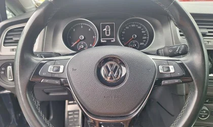 Volkswagen Golf  - 2012