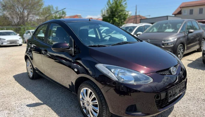 Mazda 2  - 2008