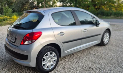 Peugeot 207  - 2011