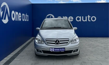 Mercedes-Benz B200