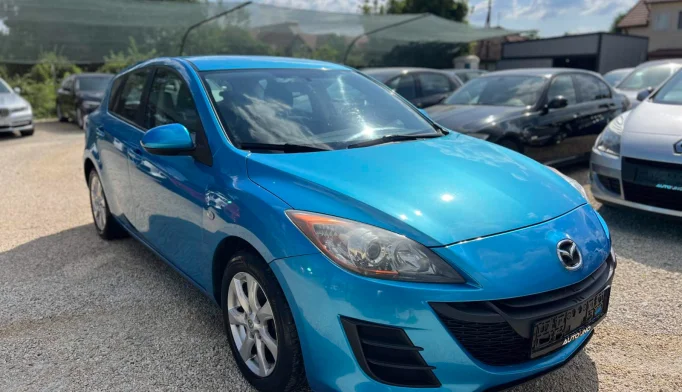 Mazda 3  - 2009
