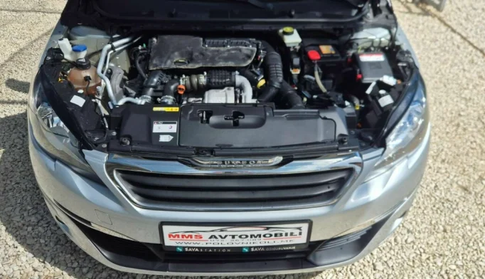 Peugeot 308  - 2015